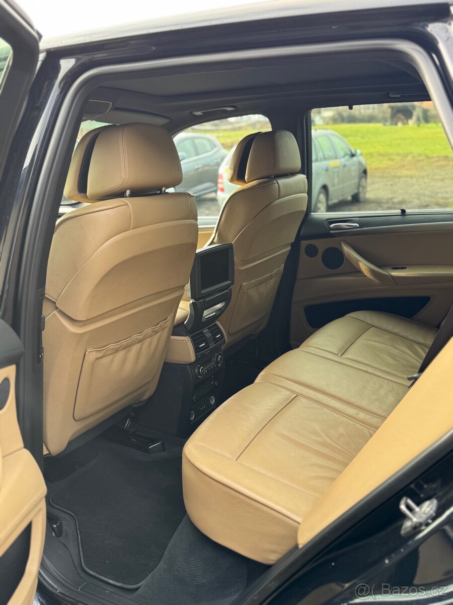 Bmw X5M 4.4 V8, 408 kw - 16