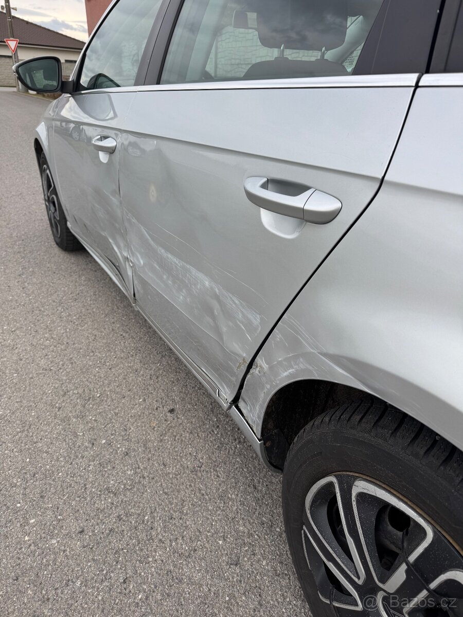 Volkswagen Passat B7 2.0 TDi - 16