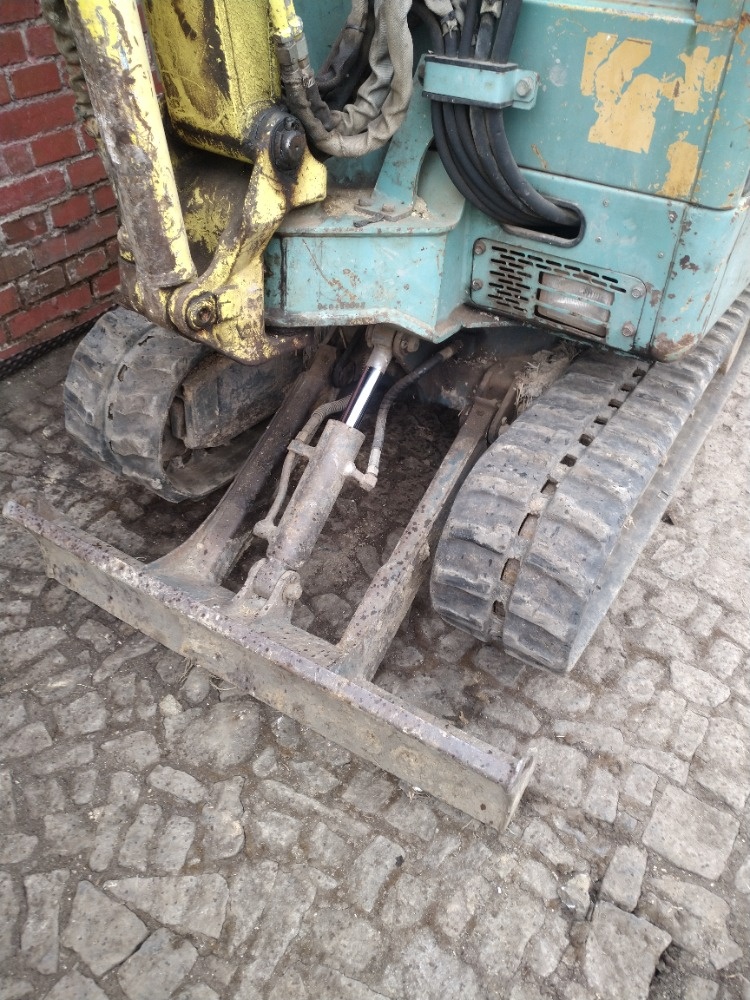 Minibagr Amman Yanmar B17-2 váha 1430kg - 16