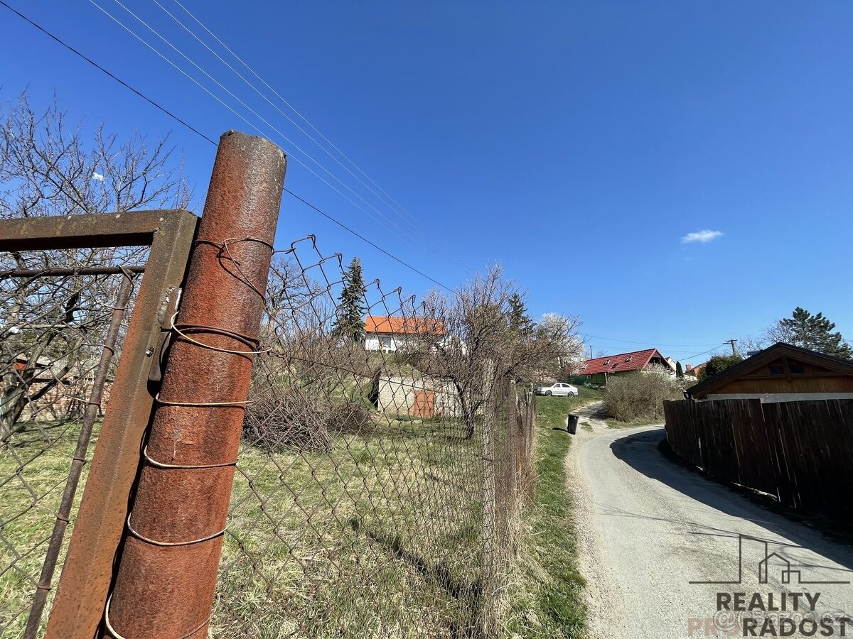 Prodej vinného sklepa s pozemkem (663 m2) ve Valticích-čás - 16