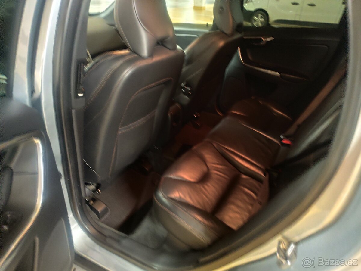 Volvo XC60 2014 - 16