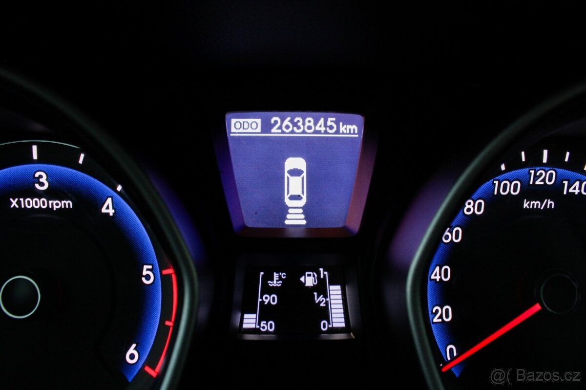 Hyundai i30 CW 1.6 CRDi 16V DOHC - 16