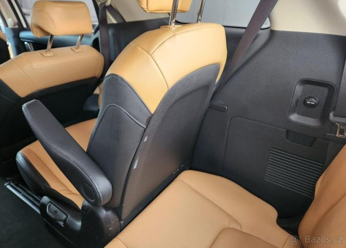 Kia Carnival 9 míst-DPH-REZERVACE - 16