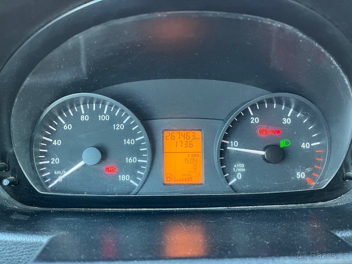 MERCEDES SPRINTER - 16