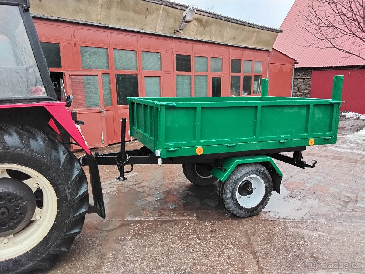 Sklápěcí kára za traktor - 16