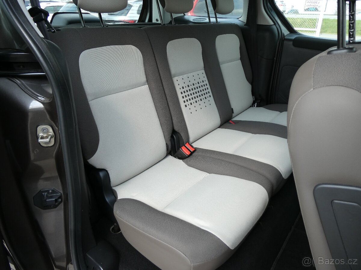 Citroën Berlingo 1.6 HDi 73kW MULTISPACE, závěs - 16