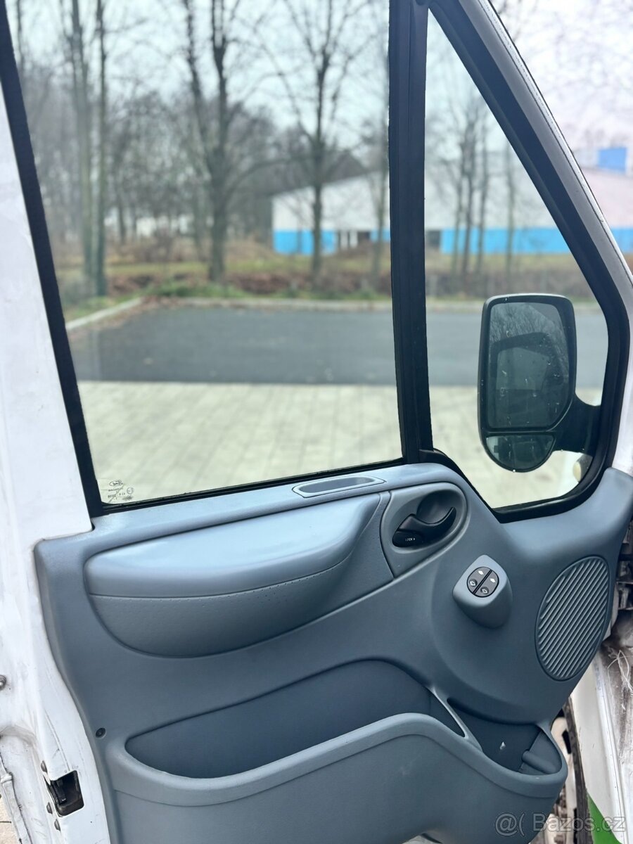 Transit 2.2 TDCi, 2012, L3H1, 1. Majitel v ČR, Nová STK - 16