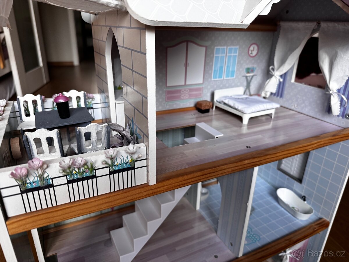 Domeček pro panenky s vybavením - 16