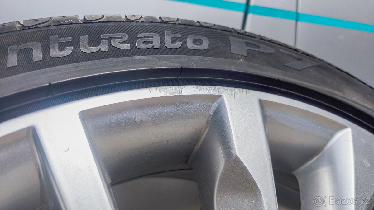 Sada alu kolaTrinity na Škoda Superb 3 letní pneu 235/40 R19 - 16