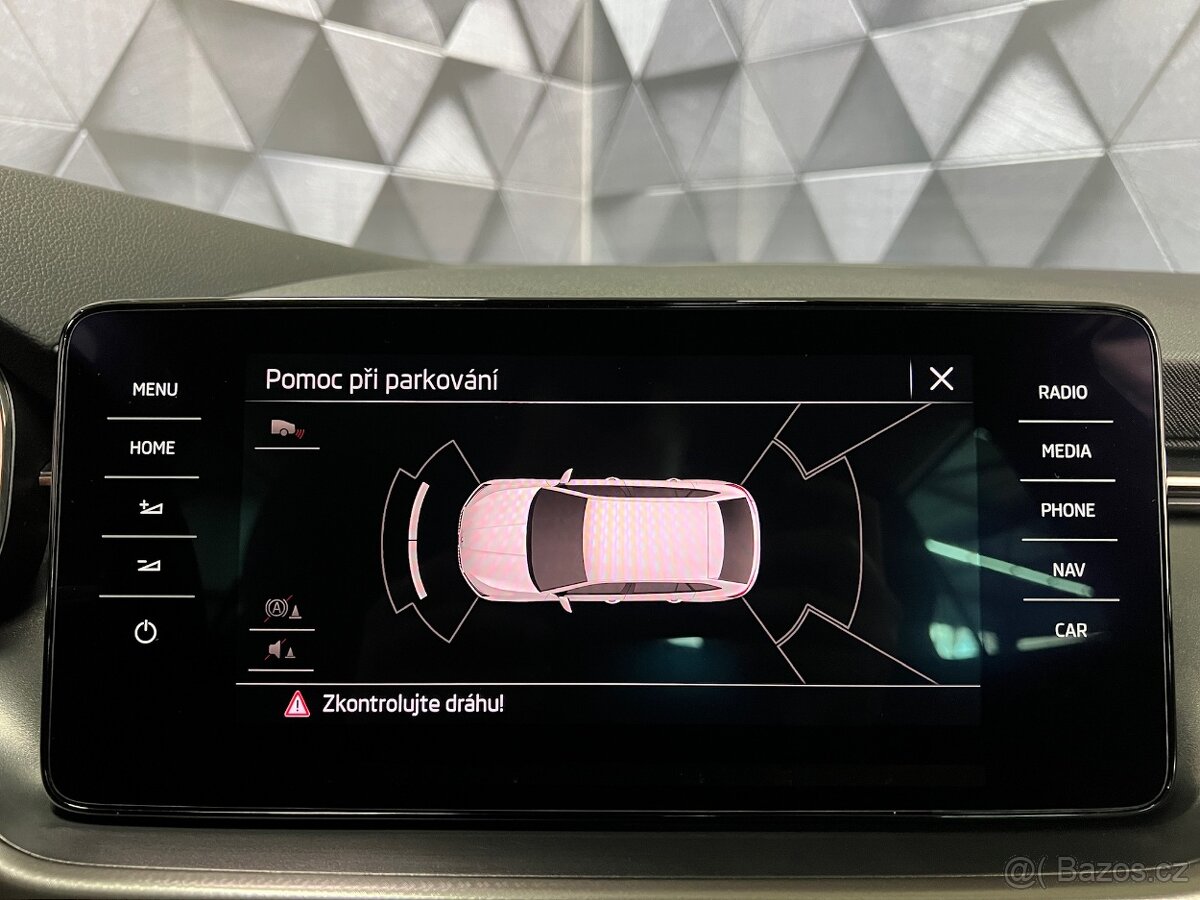 Škoda Scala 1,5 TSI DSG STYLE, VIRTUAL, TAŽNÉ - 16
