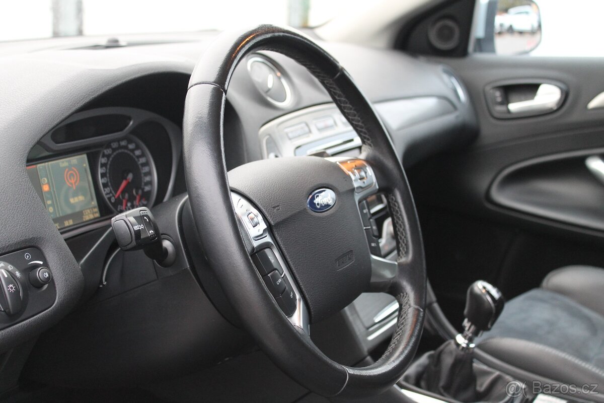 Ford Mondeo 2.2TDCI 129kW TITANIUM + PRAV. SERVIS + 1MAJ - 16