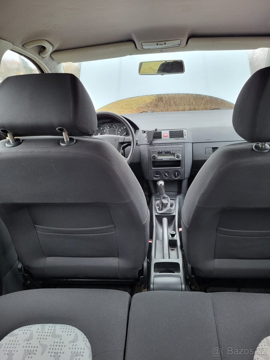 Skoda Fabia kombi 1.4 benzin - 16