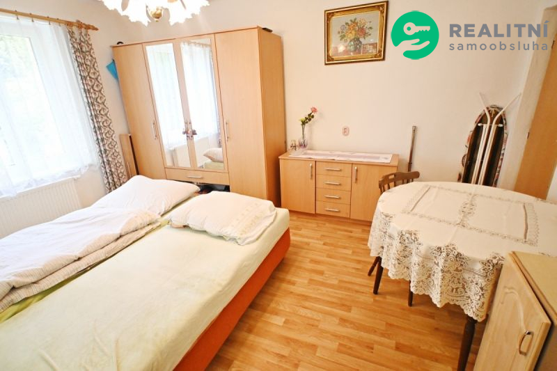 Prodej rodinného domu 172 m2, pozemek 3 735 m2 - 16