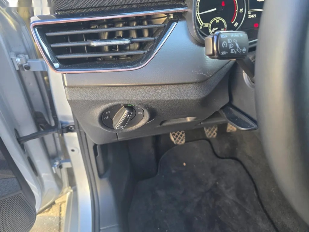 Škoda Scala, STYLE 1.0 TSi / 81 kW - 16