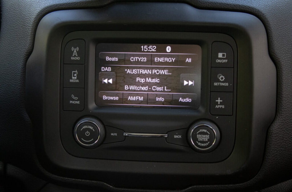 Jeep Renegade 1.0 GSE Night Eagle - 16