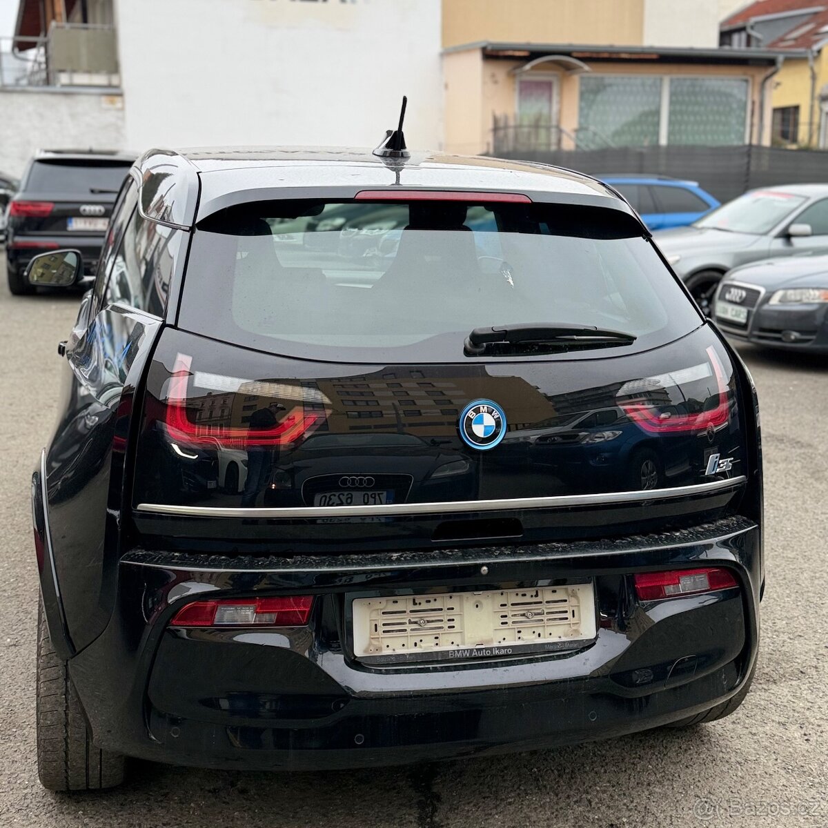 BMW i3, I3s elektro Ojeté, 8/2020, 202 085 km 340 000 Kč K - 16