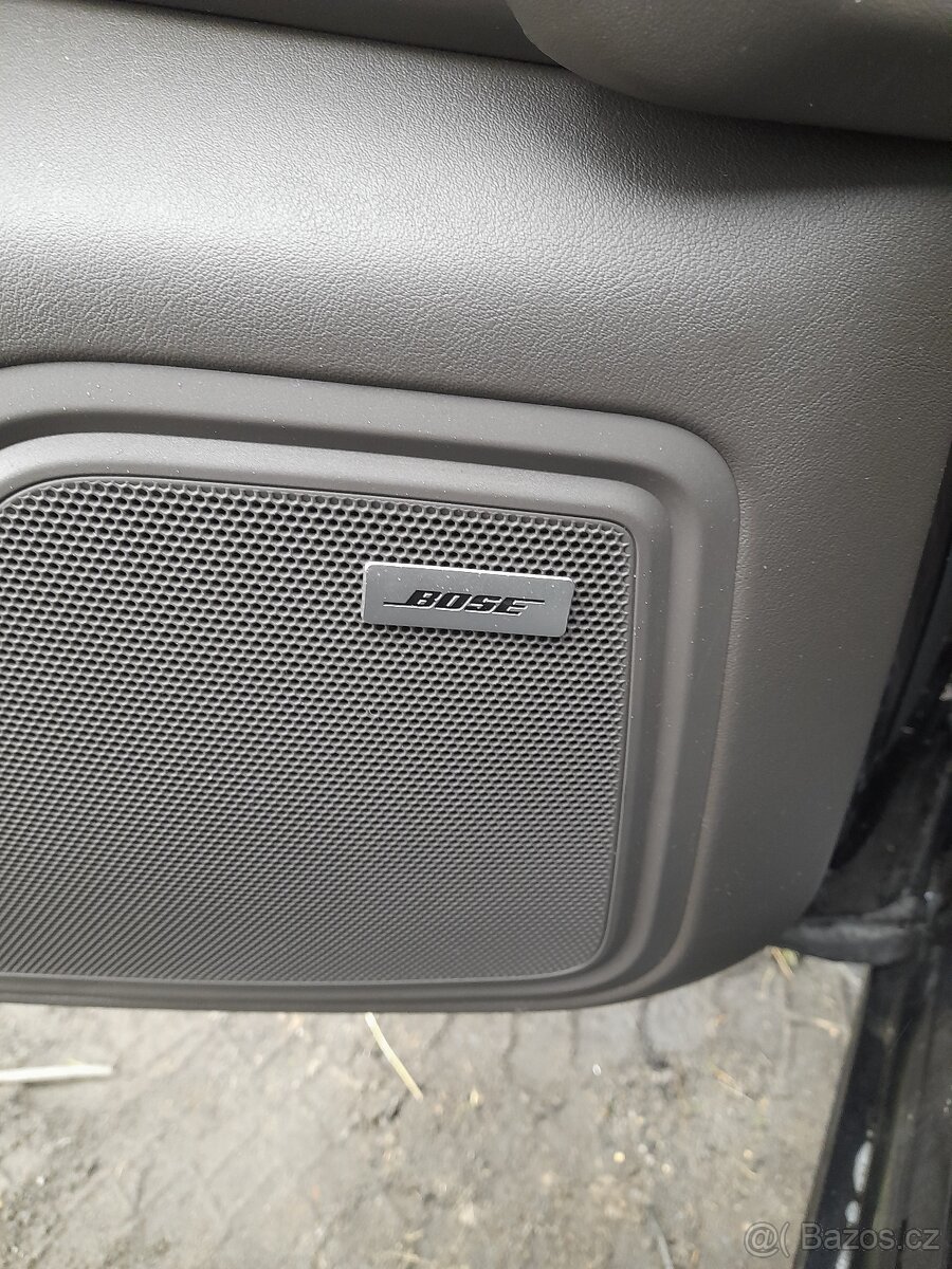 Porsche macan Europe - 16