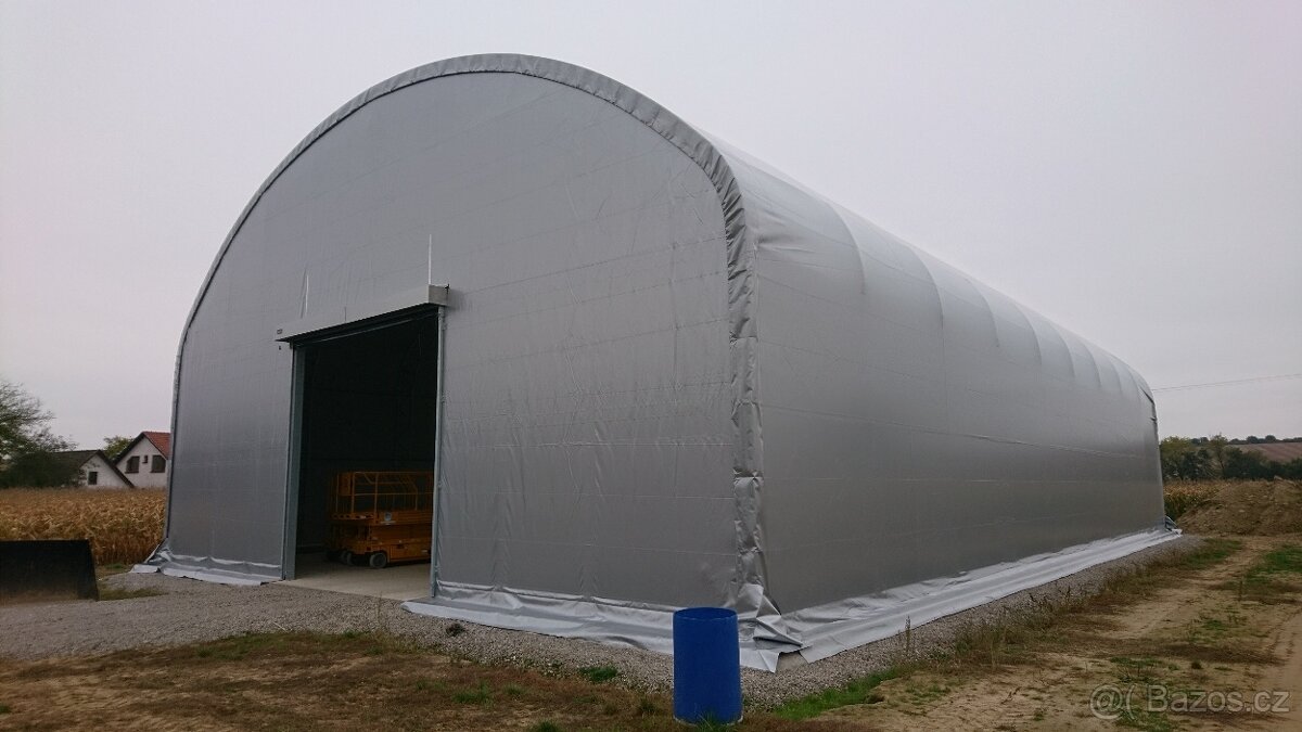 Plachtová hala - 16