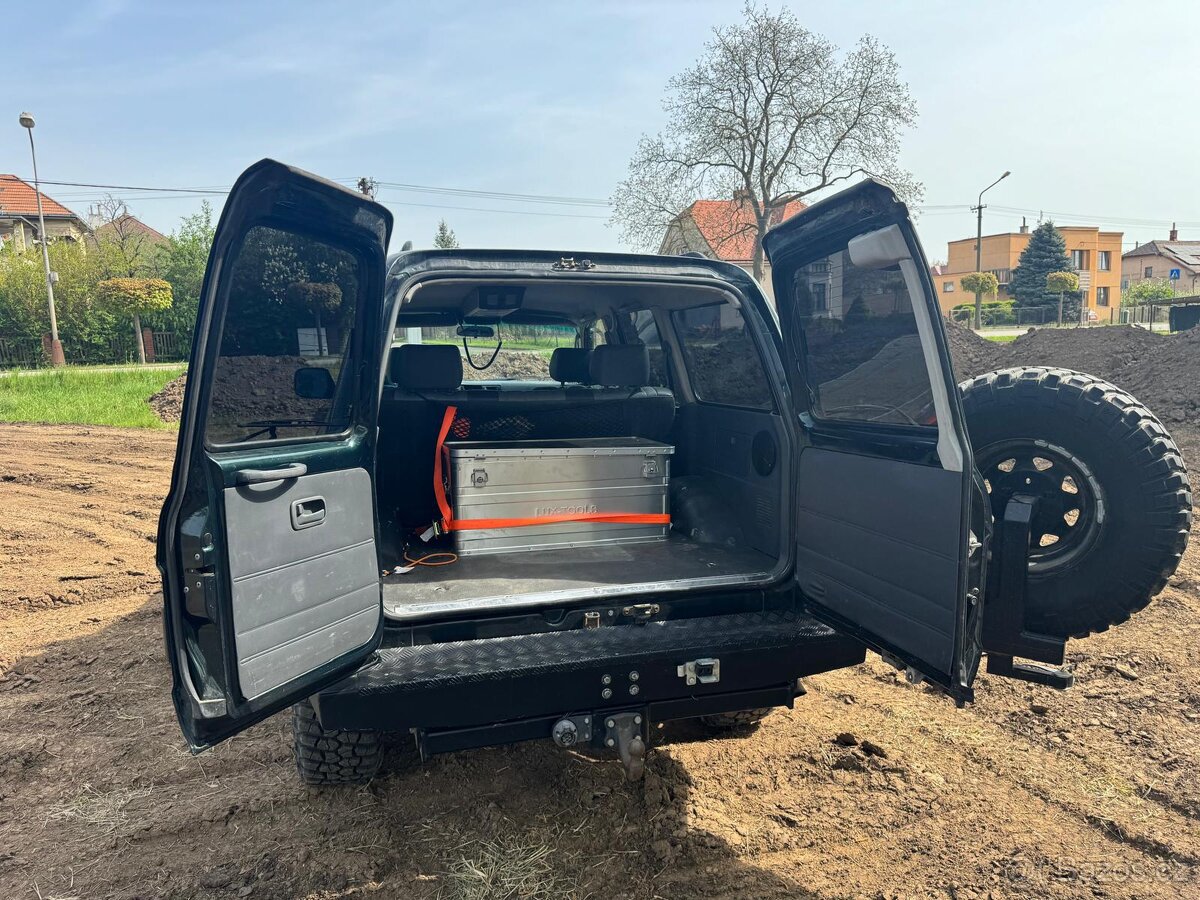 Toyota Land Cruiser 80 - 16