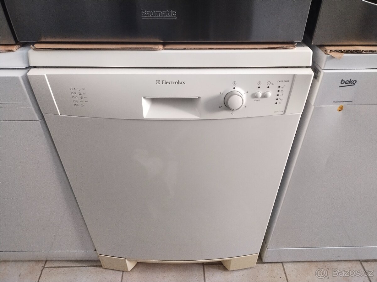 Prodám myčku zn. ELECTROLUX-- AEG o šíři 45 cm--DOVEZU-- - 16