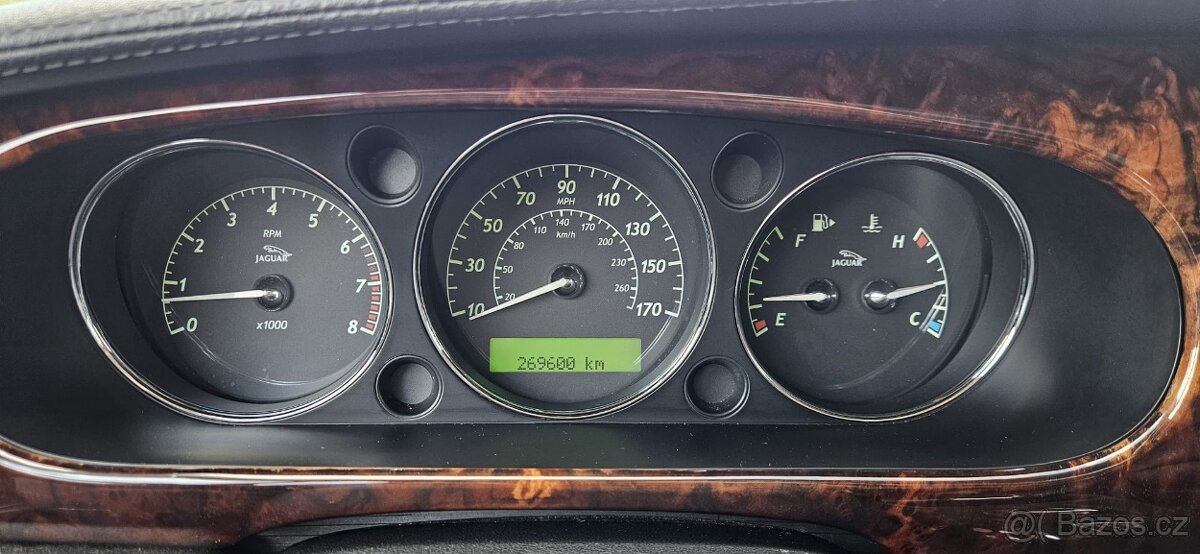 2005 Jaguar XJ8 L 4.2 V8 - 16