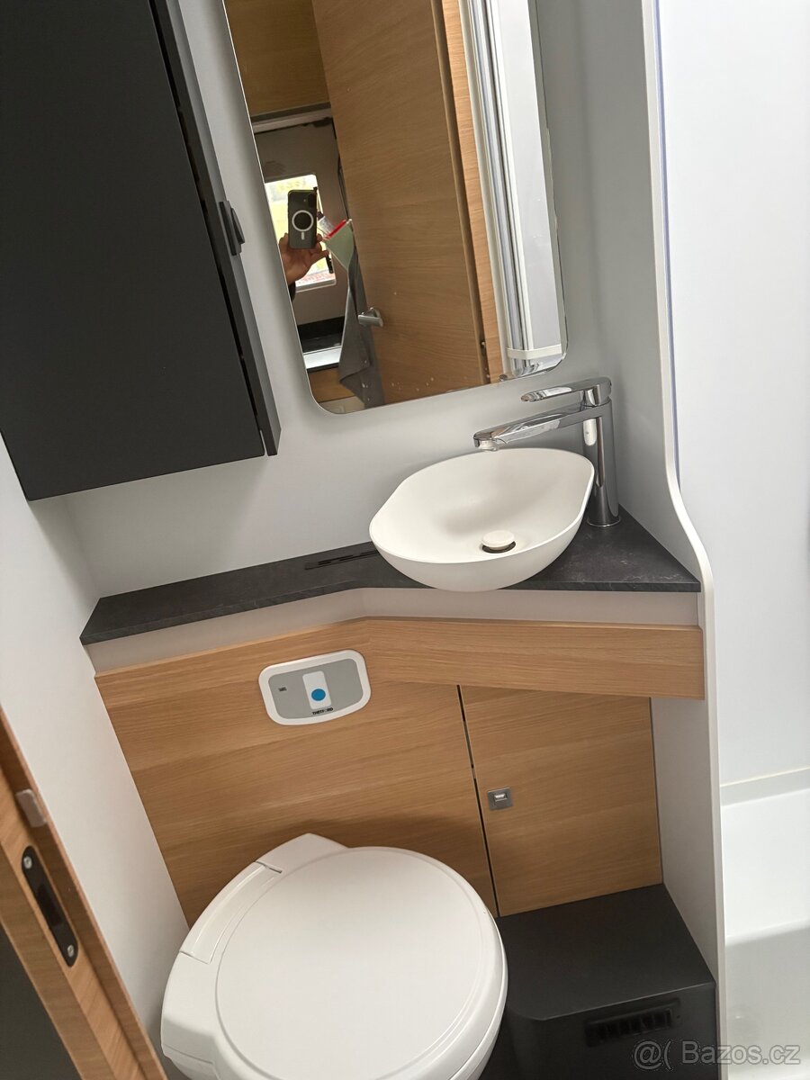 Adria Coral XL , odpočet DPH - 16