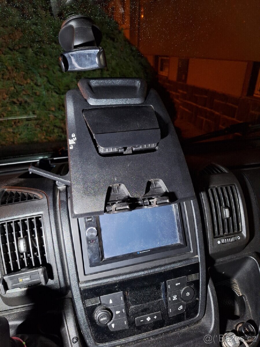 Prodám obytné auto Dethleffs Globe 4 - 16