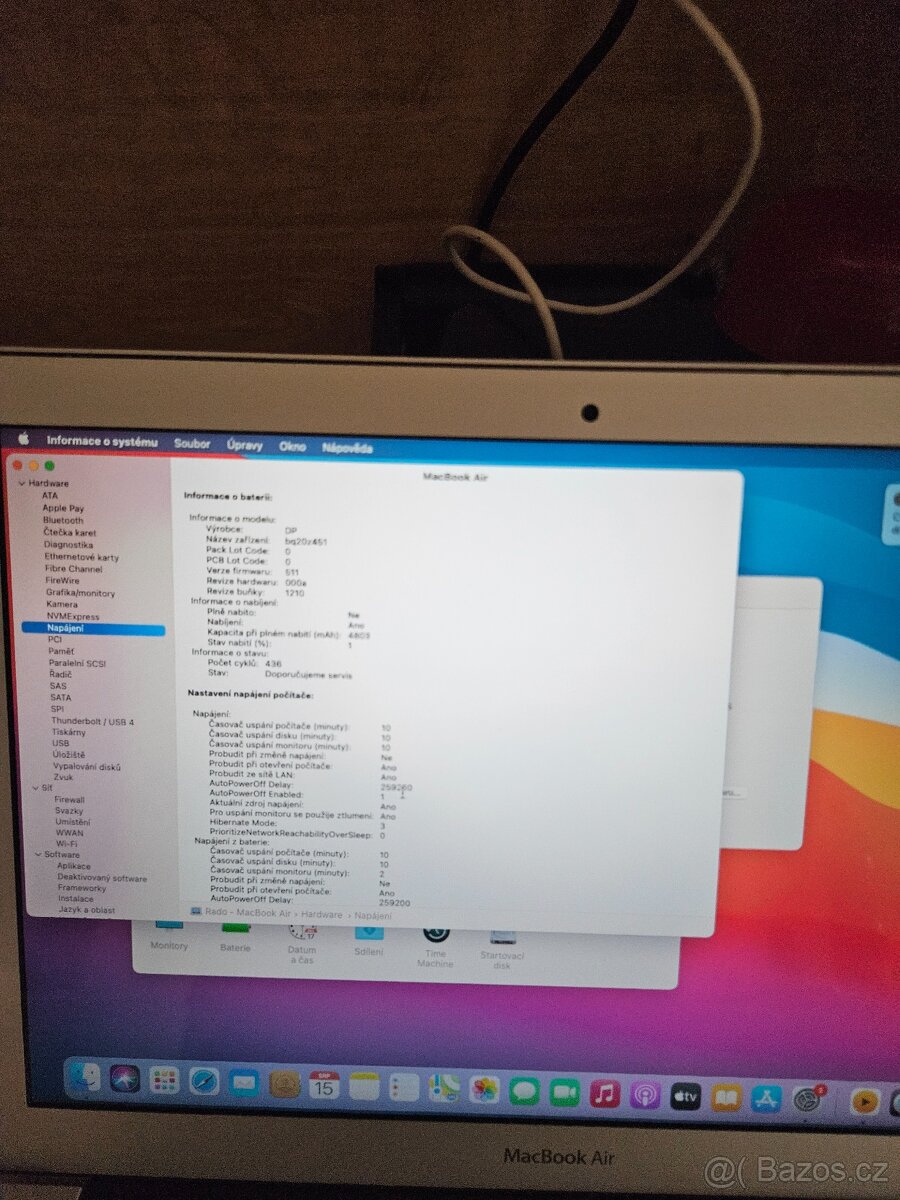 MacBook Air 13'' 2015 / i5 / 4GB / 128GB SSD - 16