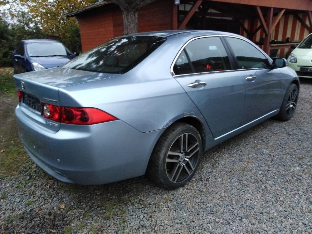 HONDA ACCORD 2,2iCTDi NAFTA 103 KW - 16