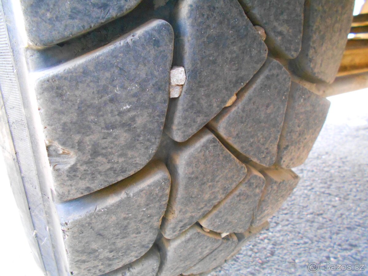 IVECO MP340 E 37 H 8x4 - 16