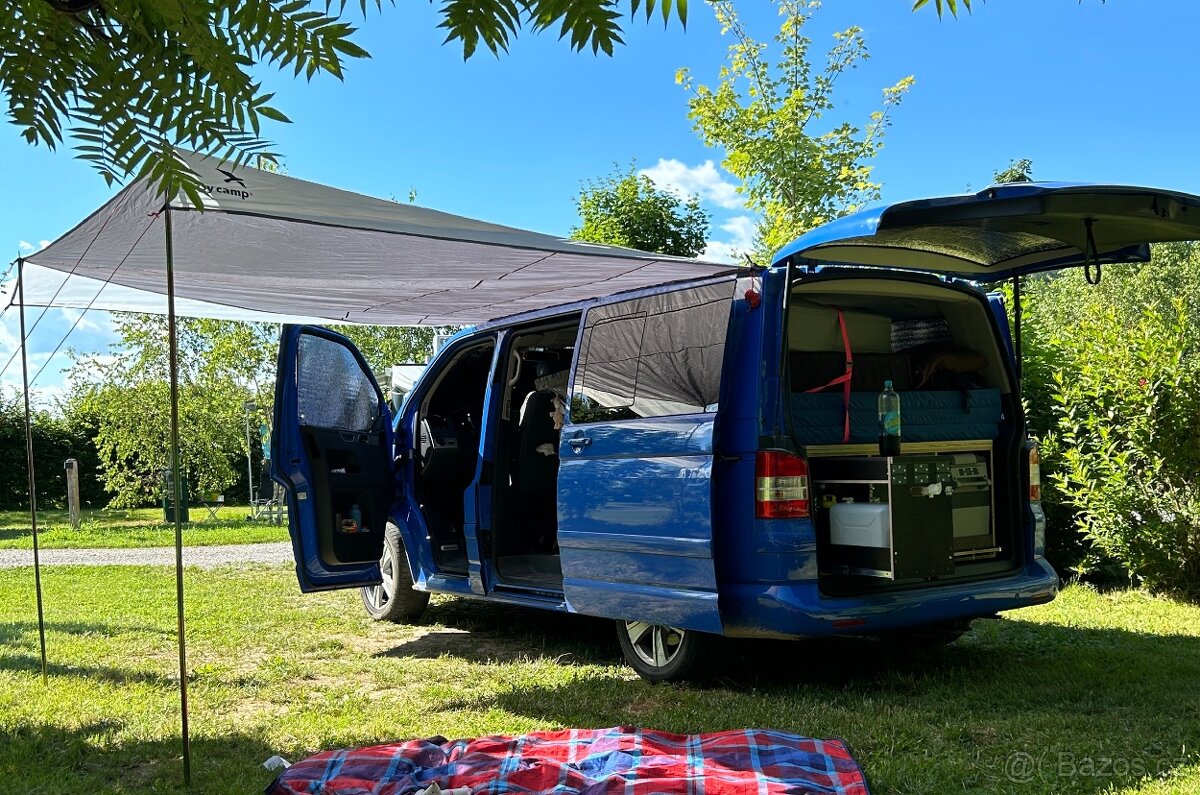 VW Multivan T5 77kW, dvoje šoupačky - 16