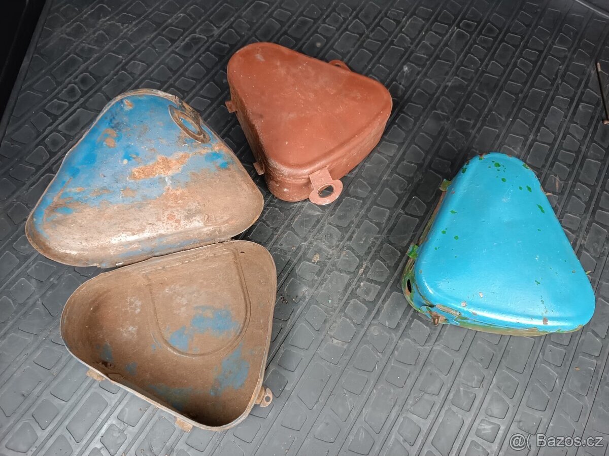 Sedlo kastlík přední blatník sedadlo IŽ 56 IŽ 49 IŽ 350 - 16