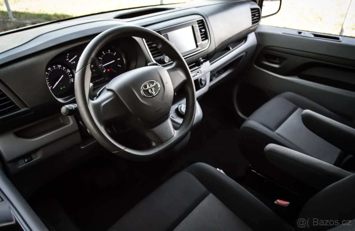 Toyota Proace Verso - 16