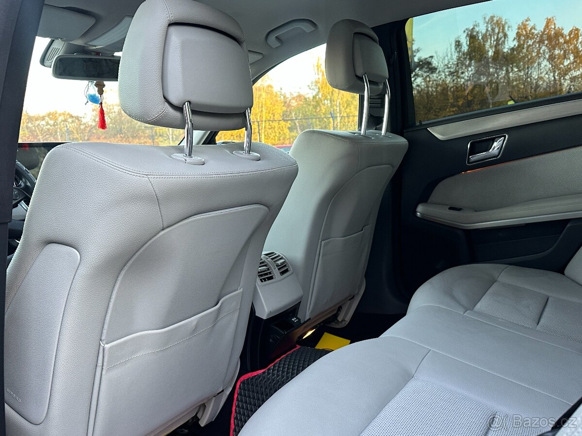 Mercedes-Benz E 350 2011 - 16