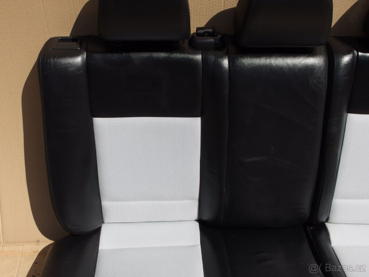 Sada sedaček Škoda Octavia I RS - 16