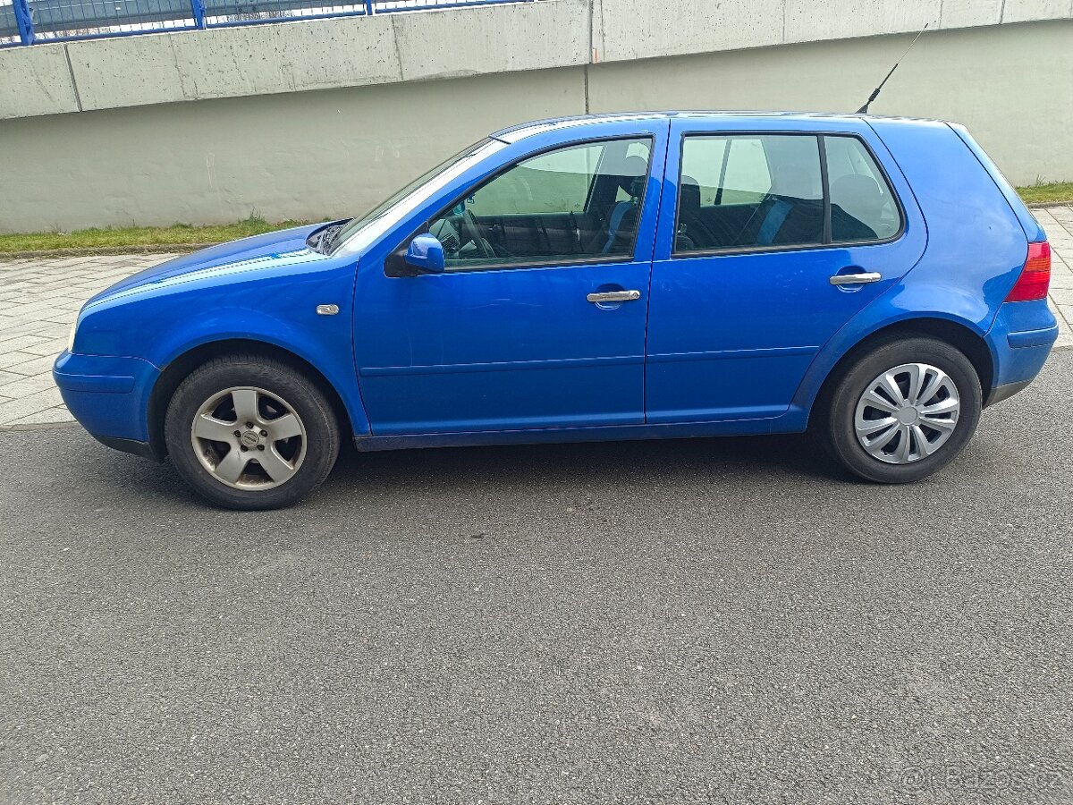 VW Golf lV 1.6 16V, STK 2027 - 16