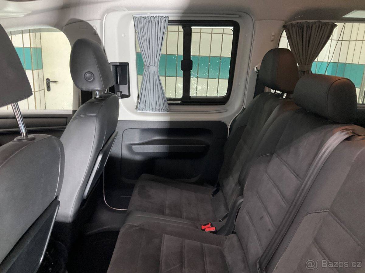 Caddy Maxi 2.0TDI Highline,tažné,serviska,výhřev - 16