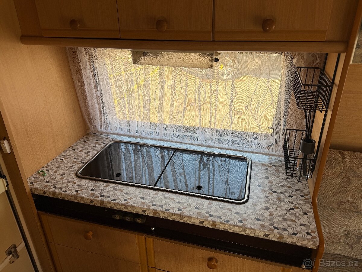 Karavan Dethleffs Camper - 16