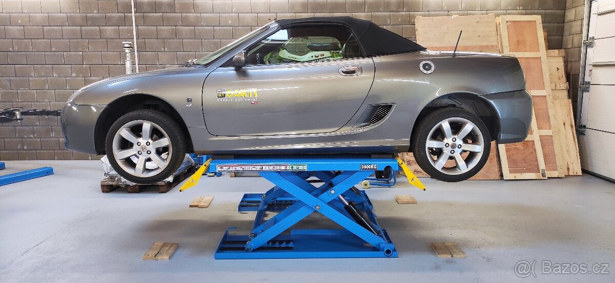 Nůžkový zvedák NA podlahu/DO podlahy 3500(až 6000) kg - 16