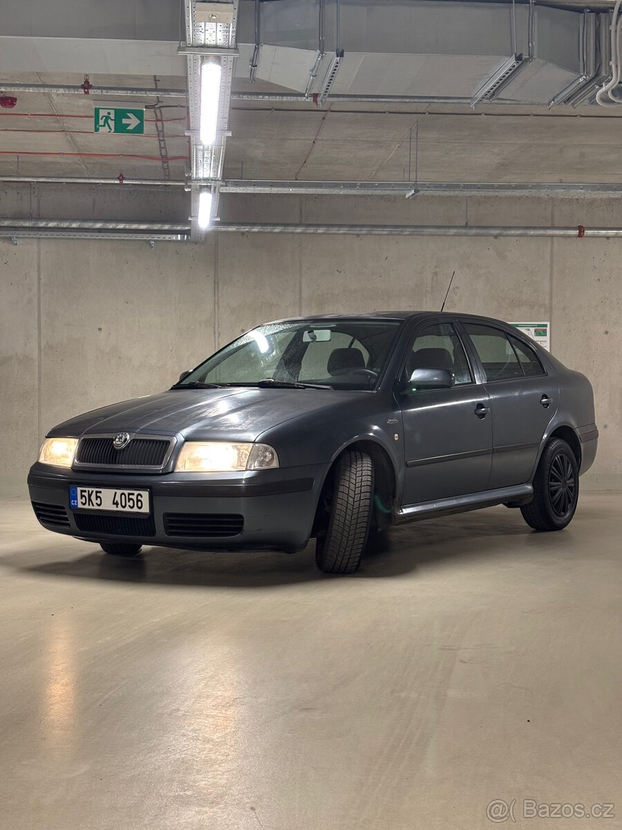 Škoda Octavia Tour 1.6 MPI - 16