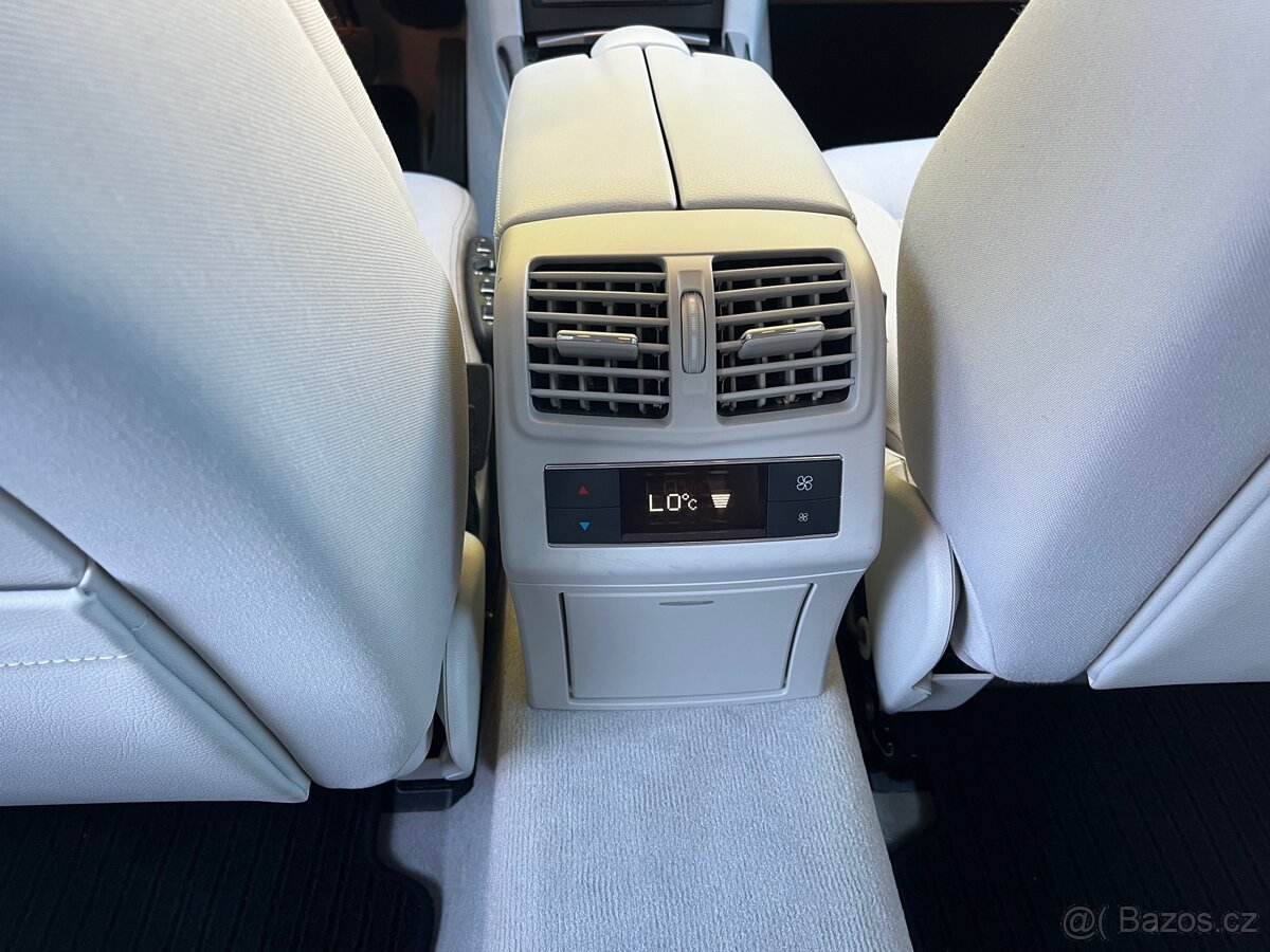 Mercedes Benz E400 W212 63000km - 16