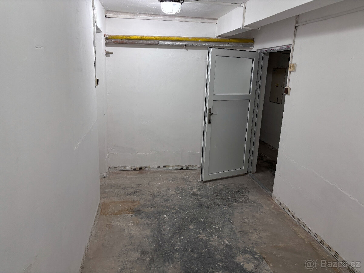 Pronájem světlého 1+kk u městského parku - Nový Bohumín - 16