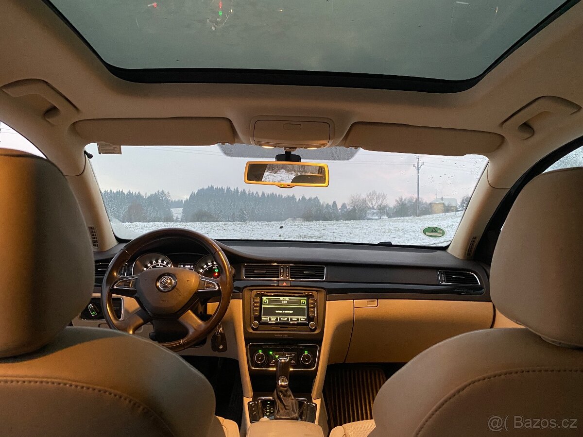 Škoda Superb Combi 4x4 DSG Laurin&Klement - 16