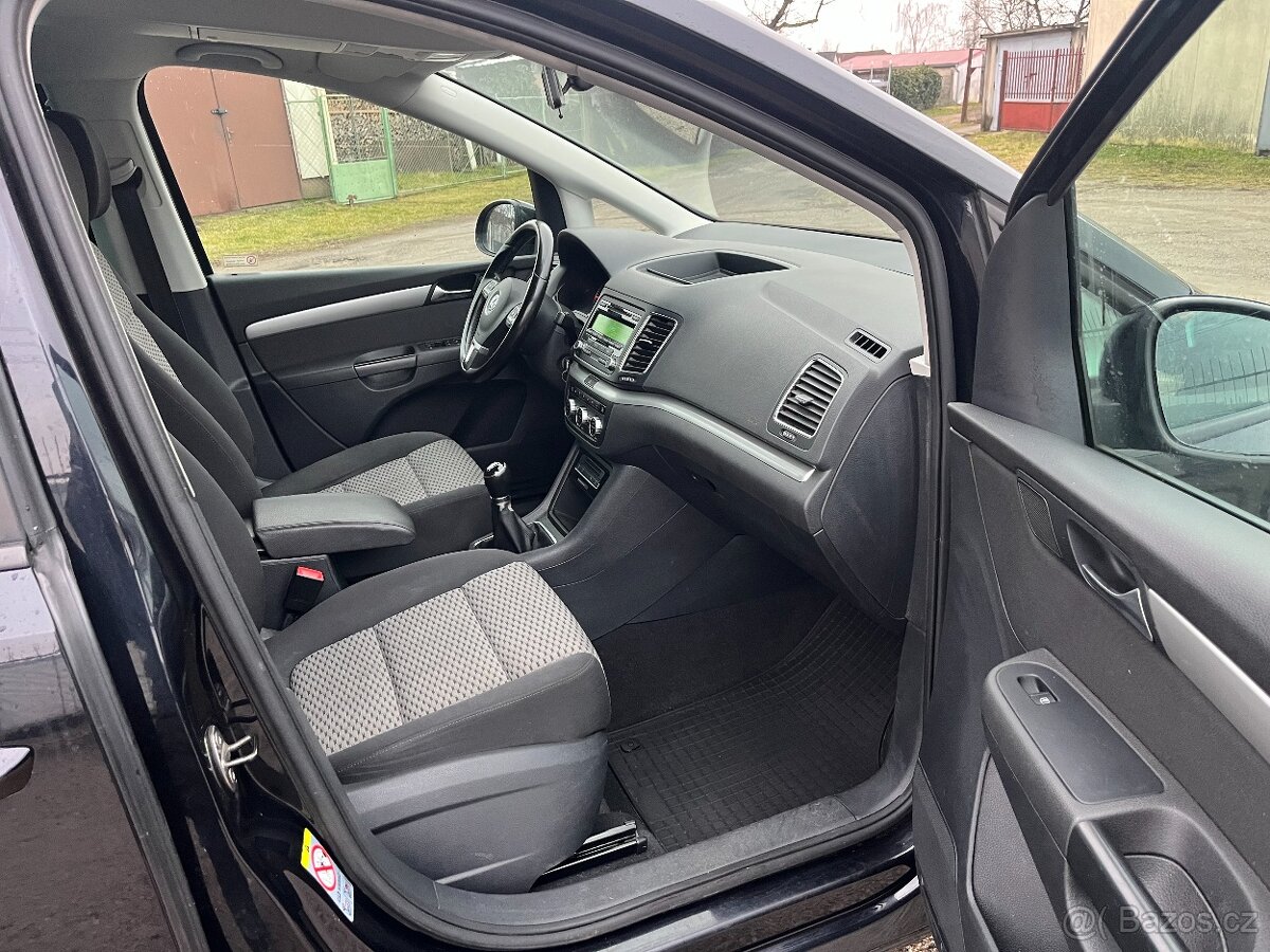 VW Sharan 2,0 TDi Bluemotion - 16
