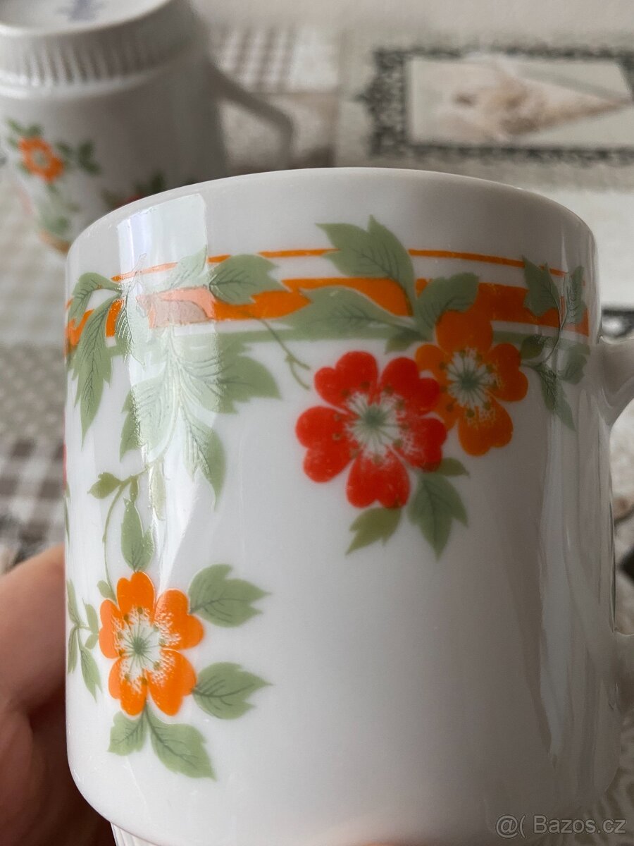 Porcelánové retro hrnky Dubí Czechoslovakia - 2 ks, 350 ml - 16