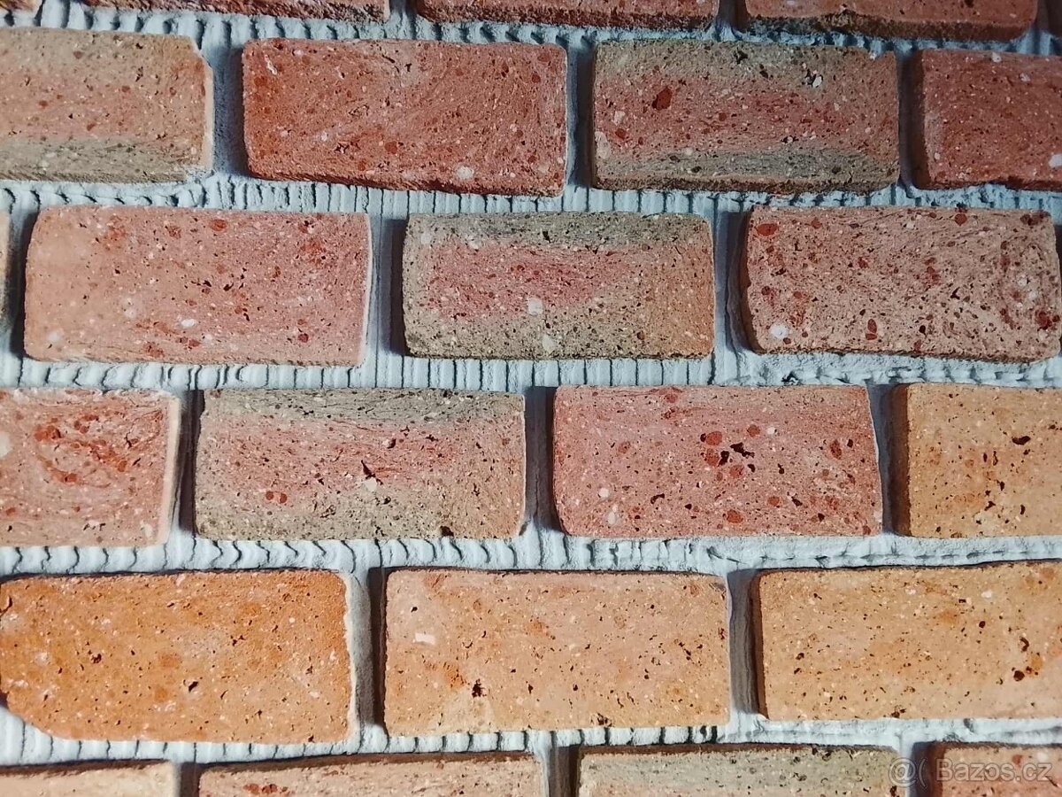 Cihlové obkladové pásky z cihly r - 16