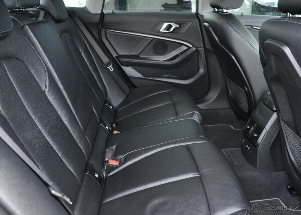 BMW Řada 2 218d ČR 1.MAJ TAŽNÉ - 16