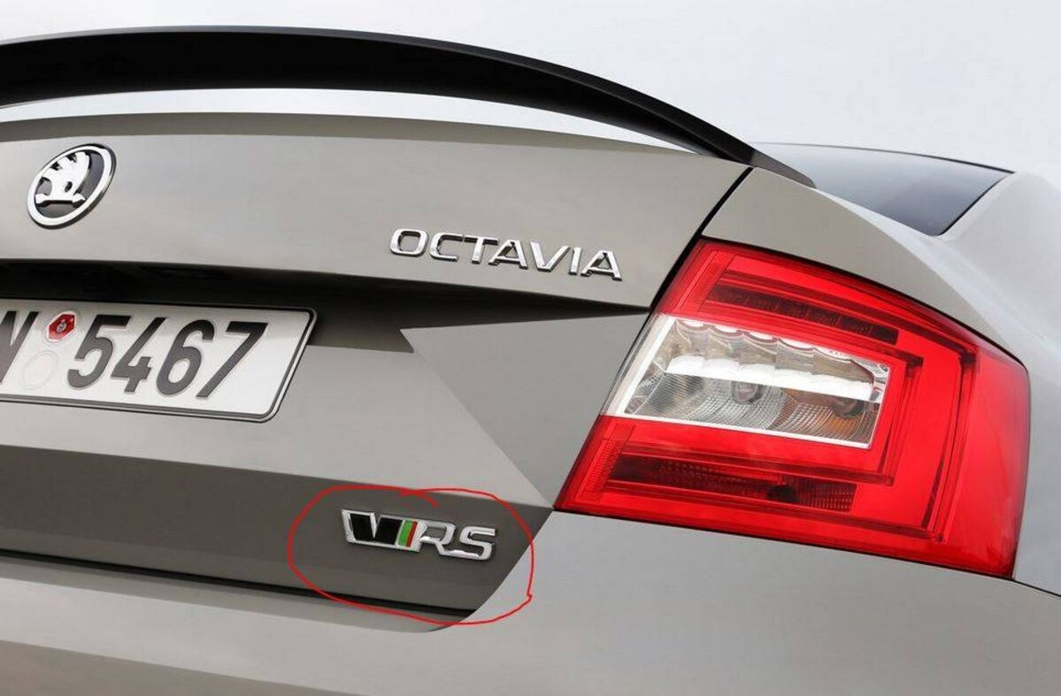SKODA VRS LOGO RS NAPIS - 16