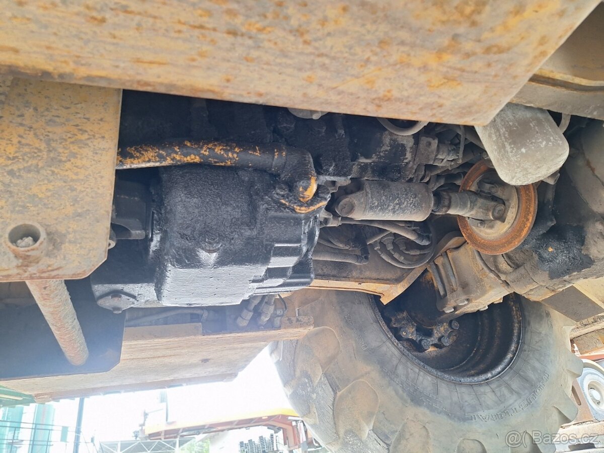 CATERPILLAR 432 E 4X4 - 16