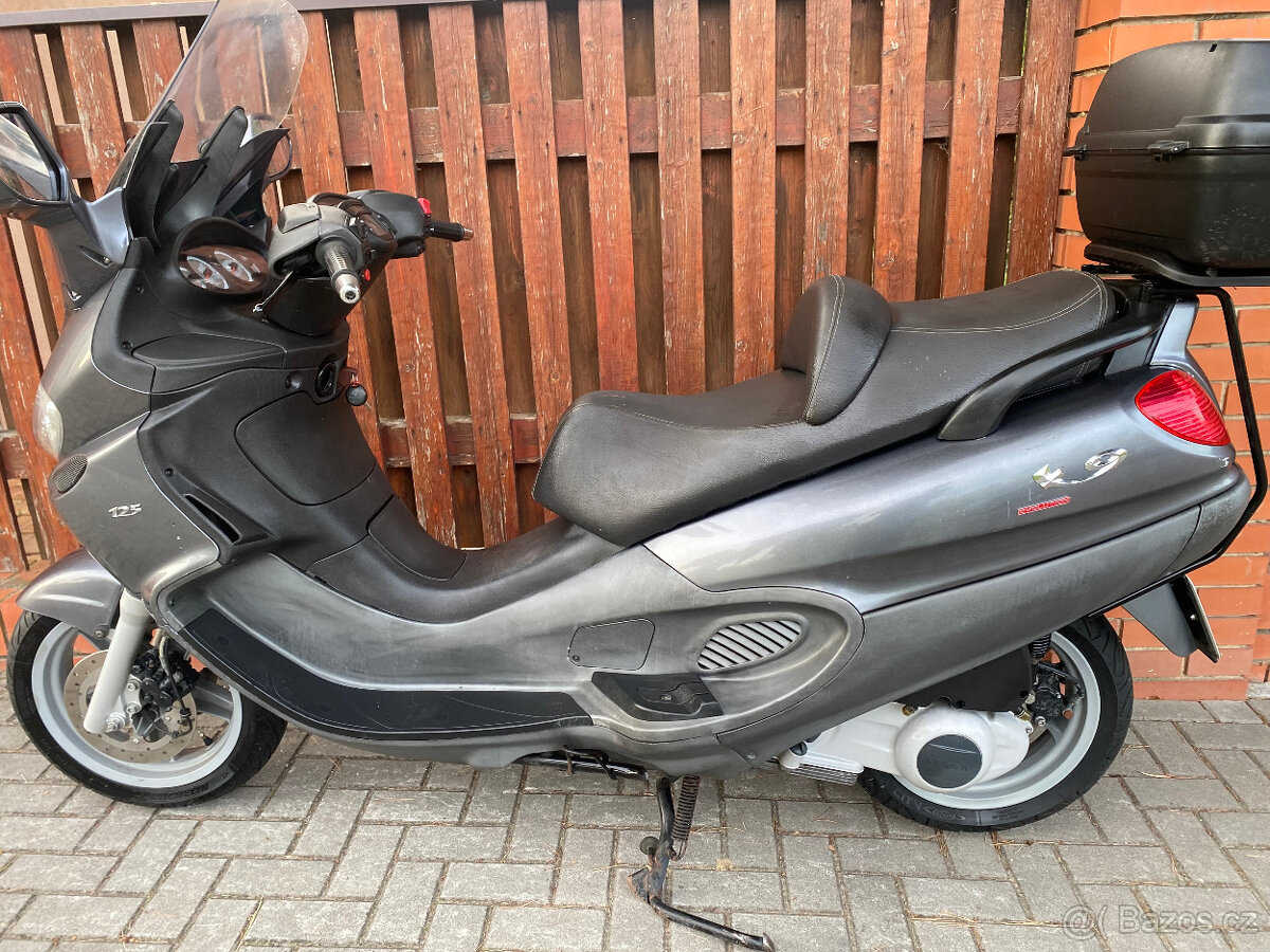 Piaggio X9 125 Evolution - 16